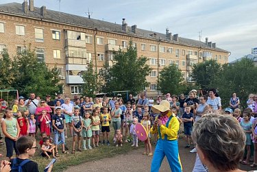 В Оренбурге продолжаются праздники двора